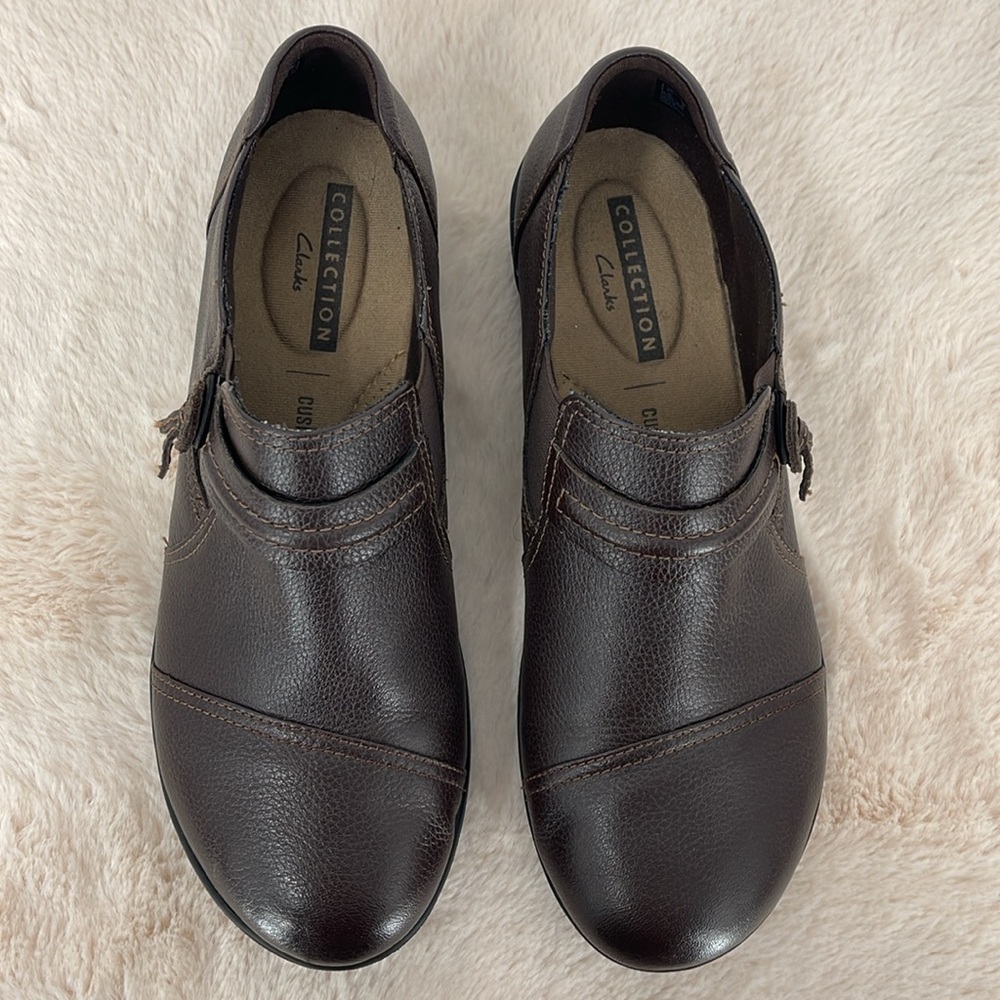 Clarks Womens size 8 Brown Leather Slip on Shoes - Picture 3 of 9